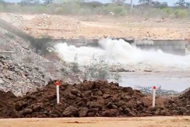 barragem-em-sertania-1