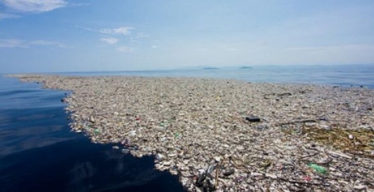 Ilha de plástico no Mar do Caribe