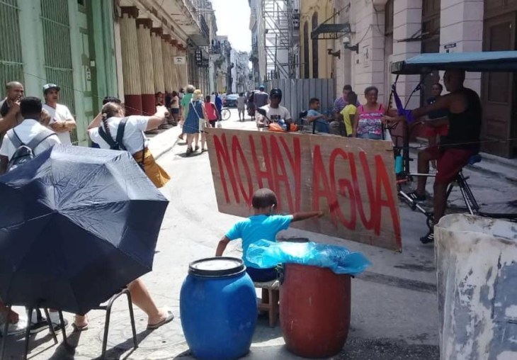 Falta de água em Havana